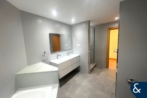 Palm Jumeirah, Dubai, संयुक्त अरब अमीरात में अपार्टमेंट, 2 बेडरूम, 147 वर्ग मीटर, संख्या 671441 - फ़ोटो 7