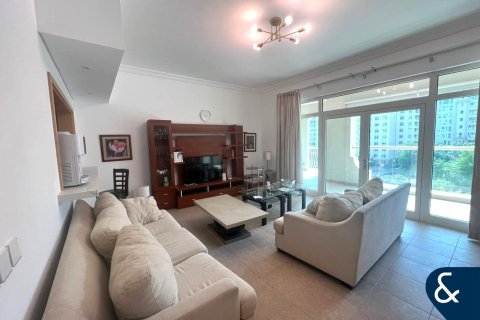 Palm Jumeirah, Dubai, संयुक्त अरब अमीरात में अपार्टमेंट, 2 बेडरूम, 147 वर्ग मीटर, संख्या 671441 - फ़ोटो 1