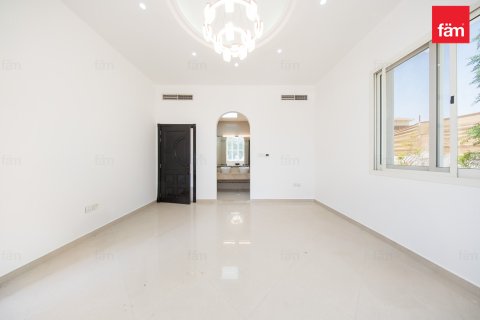 Al Barsha, Dubai, संयुक्त अरब अमीरात में विला, 4 बेडरूम, 937.8 वर्ग मीटर, संख्या 720326 - फ़ोटो 4