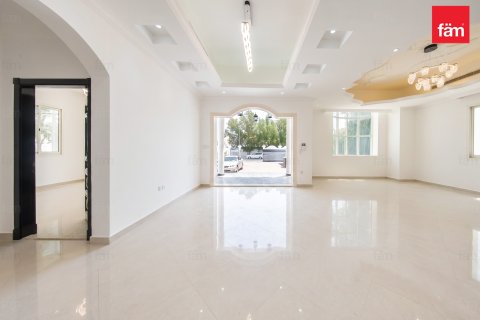 Al Barsha, Dubai, संयुक्त अरब अमीरात में विला, 4 बेडरूम, 937.8 वर्ग मीटर, संख्या 720326 - फ़ोटो 8