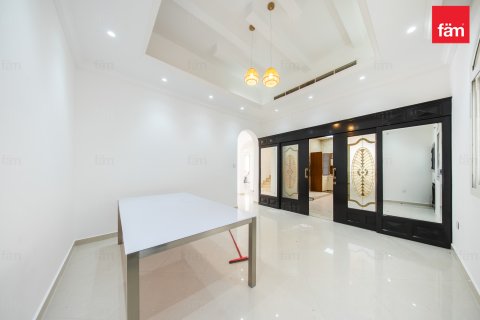 Al Barsha, Dubai, संयुक्त अरब अमीरात में विला, 4 बेडरूम, 937.8 वर्ग मीटर, संख्या 720326 - फ़ोटो 19