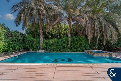 Huvila Dubai Investment Park, Arabiemiraatit 5 makuuhuonetta, 577 m2 № 685256 - kuva 3