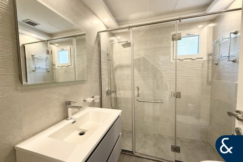 تاون هاوس للإيجار في Meadows، دبي، الإمارات العربية المتحدة 5 غرفة نوم ، 343 متر مربع ، رقم 685255 - صورة 6