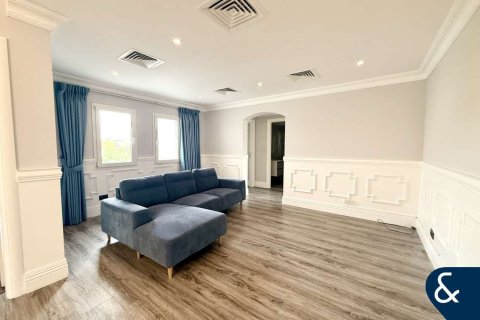 تاون هاوس للإيجار في Meadows، دبي، الإمارات العربية المتحدة 5 غرفة نوم ، 343 متر مربع ، رقم 685255 - صورة 4