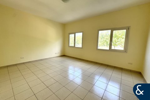 Vilă de închiriat în Meadows, Dubai, EAU 3 dormitoare, 527 mp.  №685257 - poză 3