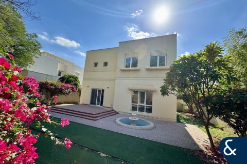Vilă de închiriat în Meadows, Dubai, EAU 3 dormitoare, 527 mp.  №685257 - poză 8