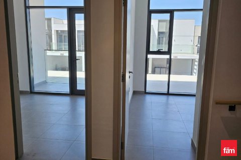 Városi lakóépület itt: Dubai, EAE, 3 hálószoba, 145.9 m², azonosító: 708267 - fénykép 11