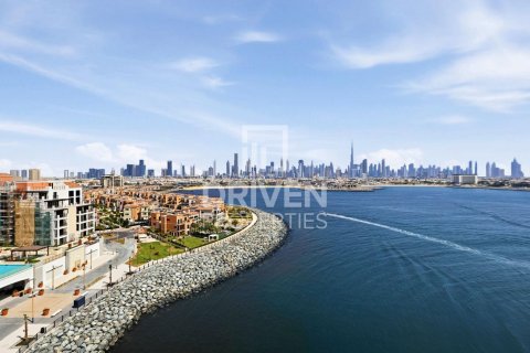 Huoneisto Jumeirah, Dubai, Arabiemiraatit 2 makuuhuonetta, 117.99 m2 № 757146 - kuva 1