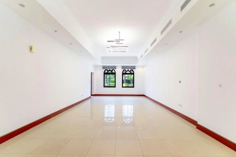 Korter asukohaga Palm Jumeirah, Dubai, AÜE: 3 magamistoaga, 344 m² Nr 766096