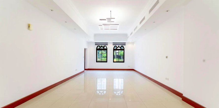 Korter asukohaga Palm Jumeirah, Dubai, AÜE: 3 magamistoaga, 344 m² Nr 766096