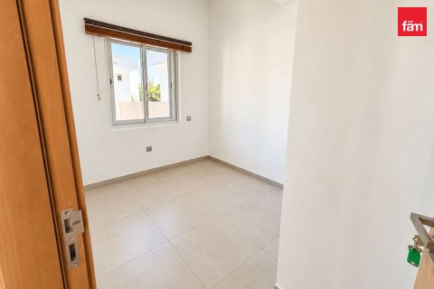 Radový dom v Dubai, SAE 4 spálne, 382.5 m2 č. 758518 - Fotografia 3