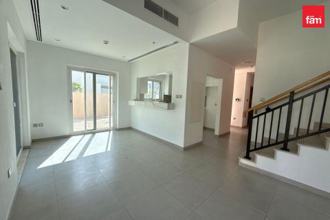 Adosado en venta en Dubai, EAU 4 dormitorios, 382.5 m2 № 758518 - foto 2