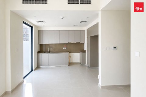 Townhouse in Dubai, UAE 4 bedrooms, 236.5 sq.m. № 758512 - photo 2