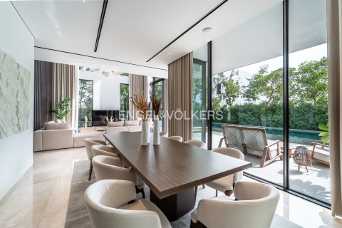 Vila v Jumeirah Islands, Dubai, SAE 4 spálne, 557 m2 č. 696064 - Fotografia 6