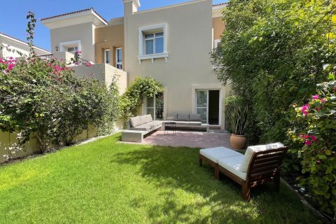 Vila v Dubai, SAE 2 ložnice, 165 m² Č.: 696067