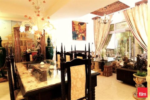 Kamienica na sprzedaż w Meydan, Dubai, ZEA 4 sypialnie, 404.1 mkw., nr 711401 - zdjęcie 2