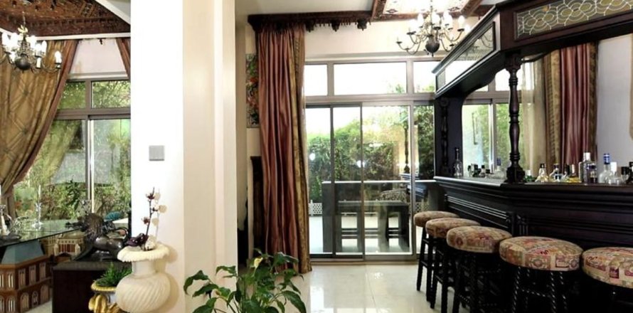 Kamienica w Meydan, Dubai, ZEA 4 sypialnie, 404.1 mkw. nr 711401