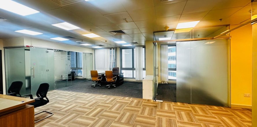 Ufficio a Business Bay, Dubai, EAU 94.6 mq. № 711403