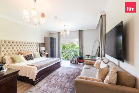 Villa te koop in Al Barsha, Dubai, VAE 4 slaapkamers, 352.6 vr.m., nr 711405 - foto 12
