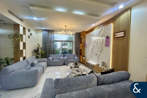 Müüa korter asukohaga Jumeirah Lake Towers, Dubai, AÜE: 3 magamistoaga, 293 m² Nr 684863 - pilt 2