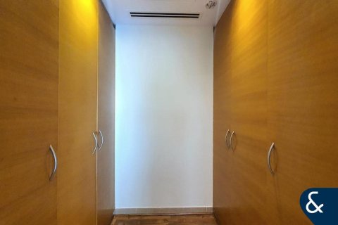 Vilë në Jumeirah Village Circle, Dubai, Emiratet e Bashkuara Arabe 2 dhoma gjumi, 725 m2. № 684859 - Foto 13