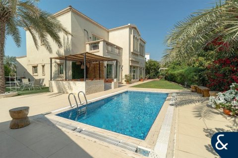 Vila di Jumeirah Islands, Dubai, UEA 4 kamar tidur, 511 m2 nomor 684860
