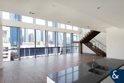 Apartment in City Walk, Dubai, UAE 4 bedrooms, 324 sq.m. № 668058 - photo 6