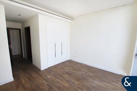 Apartment in City Walk, Dubai, UAE 4 bedrooms, 324 sq.m. № 668058 - photo 17