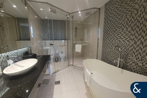 Apartemen di Downtown Dubai (Downtown Burj Dubai), UEA 3 kamar tidur, 200 m2 nomor 668113 - foto 9