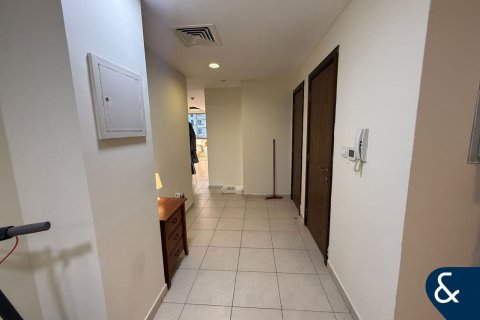 Apartmen di EXECUTIVE TOWERS di Business Bay, Dubai, UAE 3 bilik tidur, 170 meter persegi № 668109 - foto 6