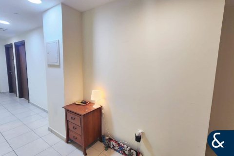 Apartmen di EXECUTIVE TOWERS di Business Bay, Dubai, UAE 3 bilik tidur, 170 meter persegi № 668109 - foto 19
