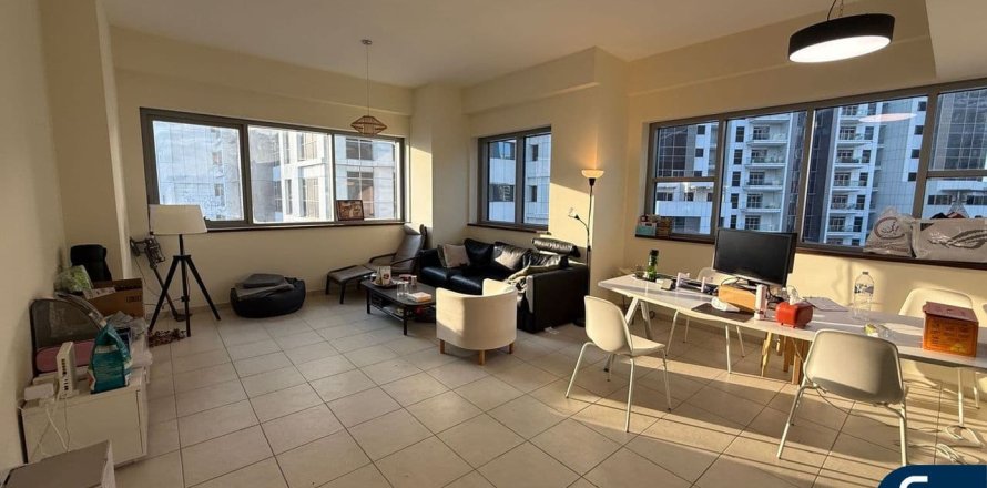 Apartmen di EXECUTIVE TOWERS di Business Bay, Dubai, UAE 3 bilik tidur, 170 meter persegi № 668109