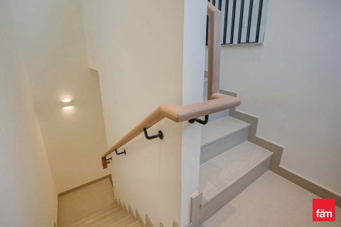 Villa para arrendamento em Dubai, EAU 3 quartos, 183.5 m2 № 652296 - foto 6