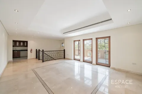 Vila u gradu Al Furjan, Dubai, UAE 6 spavaće sobe, 637 m2 Br. 737833 - Slika 5