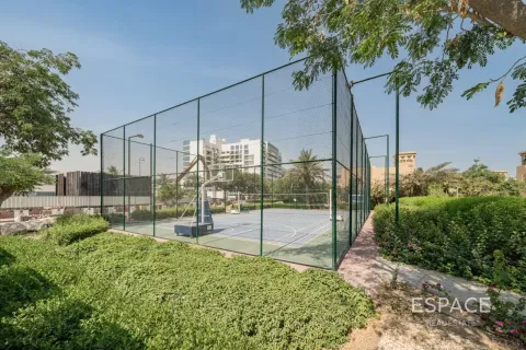 Vila u gradu Al Furjan, Dubai, UAE 6 spavaće sobe, 637 m2 Br. 737833 - Slika 19