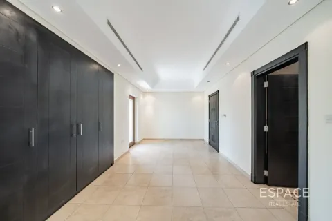 Vila u gradu Al Furjan, Dubai, UAE 6 spavaće sobe, 637 m2 Br. 737833 - Slika 13