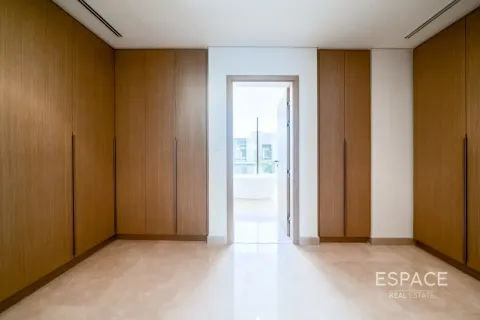 Vila u gradu Dubai Hills Estate, UAE 5 spavaće sobe, 921 m2 Br. 737829 - Slika 13