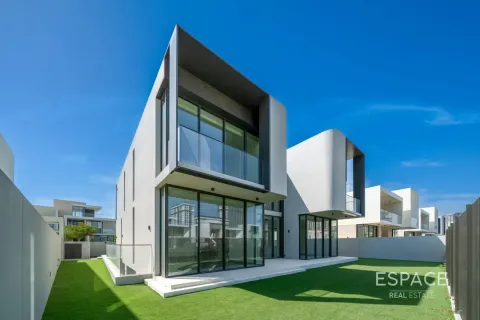 Vila u gradu Dubai Hills Estate, UAE 5 spavaće sobe, 921 m2 Br. 737829 - Slika 20