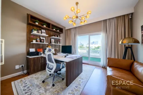 Vila u gradu Meadows, Dubai, UAE 5 spavaće sobe, 458 m2 Br. 737834 - Slika 16