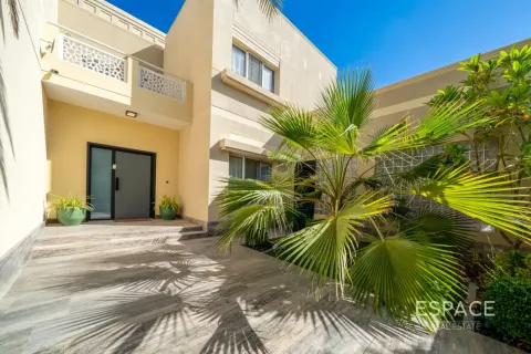 Vila u gradu Meadows, Dubai, UAE 5 spavaće sobe, 458 m2 Br. 737834 - Slika 18