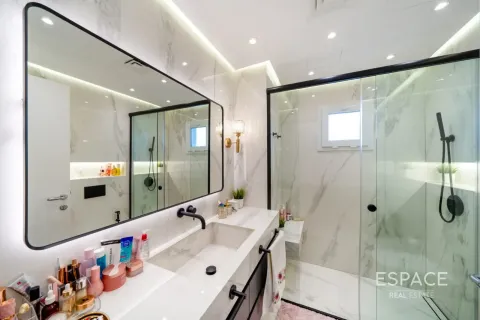Vila u gradu Meadows, Dubai, UAE 5 spavaće sobe, 458 m2 Br. 737834 - Slika 10