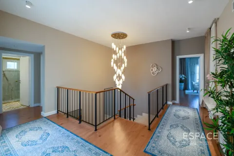 Vila u gradu Meadows, Dubai, UAE 5 spavaće sobe, 458 m2 Br. 737834 - Slika 9