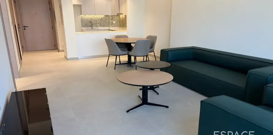 Apartmen di Jumeirah Village Circle, Dubai, UAE 1 bilik tidur, 73 meter persegi № 737828
