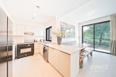 Vila di Dubai Hills Estate, UAE 4 bilik tidur, 229 meter persegi № 737831 - foto 5