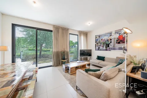 Vila di Dubai Hills Estate, UAE 4 bilik tidur, 229 meter persegi № 737831 - foto 3