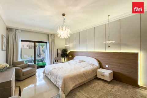 Řadový dům v Palm Jumeirah, Dubai, SAE 3 ložnice, 484.1 m² Č.: 634695 - fotografie 21