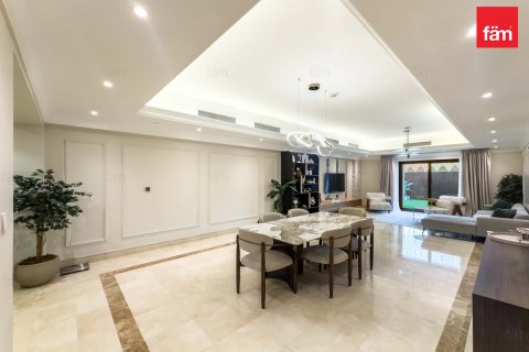 Řadový dům v Palm Jumeirah, Dubai, SAE 3 ložnice, 484.1 m² Č.: 634695 - fotografie 10