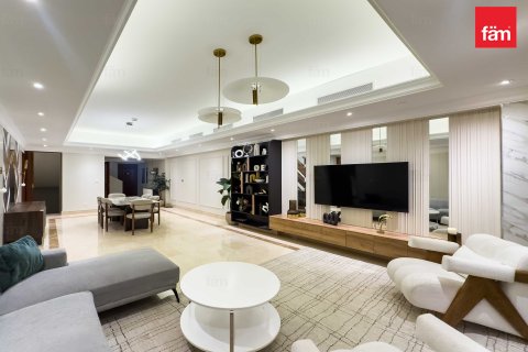 Řadový dům v Palm Jumeirah, Dubai, SAE 3 ložnice, 484.1 m² Č.: 634695 - fotografie 1