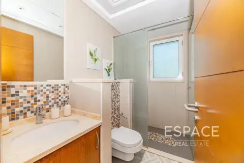 Villa para arrendamento em Jumeirah Park, Dubai, EAU 4 quartos, 403 m2 № 650301 - foto 13