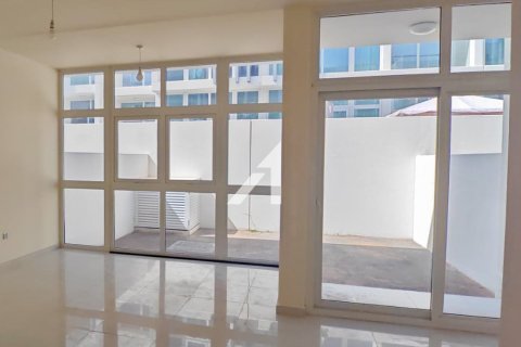 Vila di The Roots Akoya Oxygen, Dubai, UAE 3 bilik tidur, 152 meter persegi № 700367 - foto 2